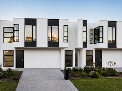 6 Tadstan Drive, Hampton Park