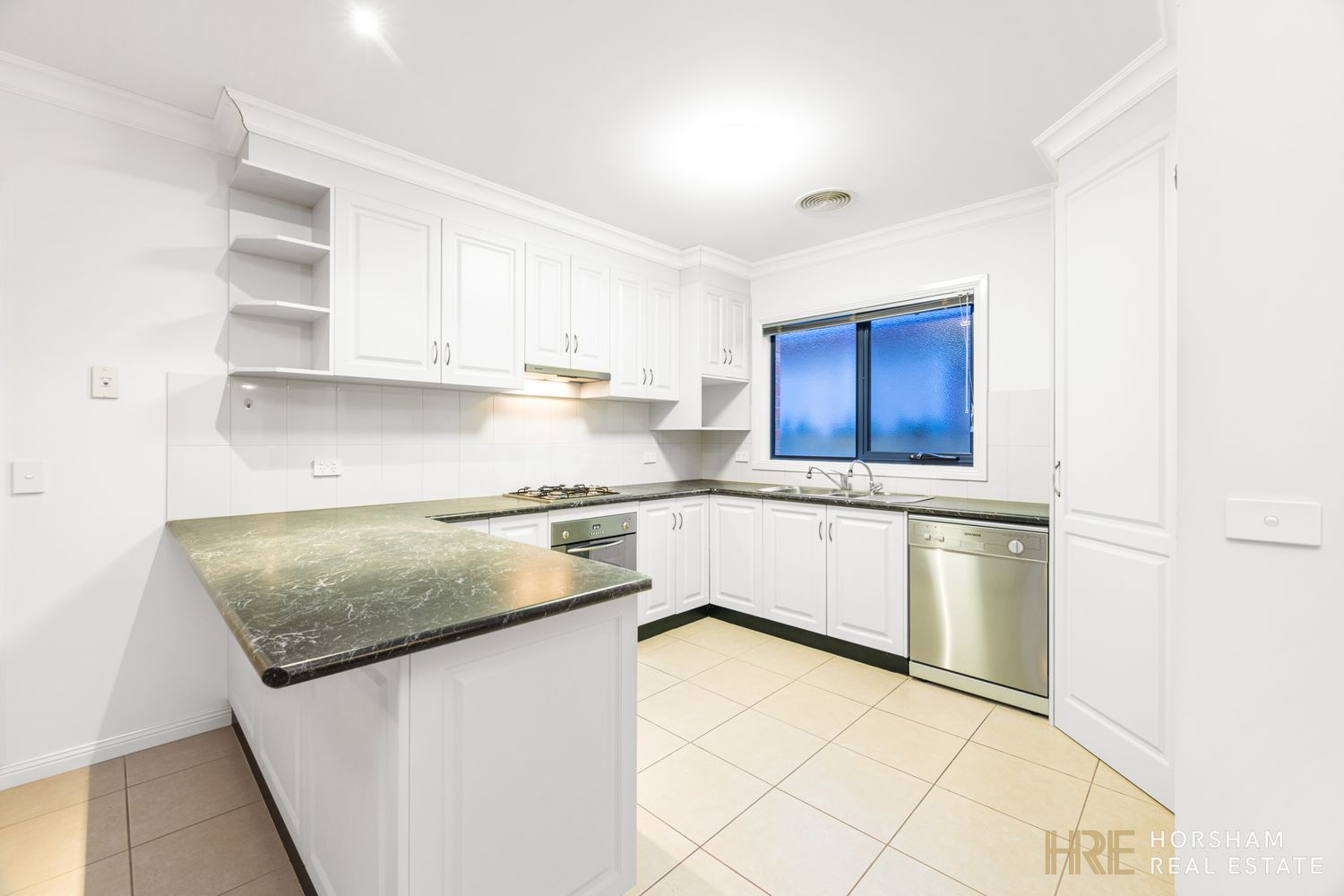 1 Harders Street, Horsham