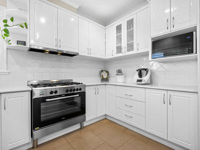 2 Brolga Place, Sale