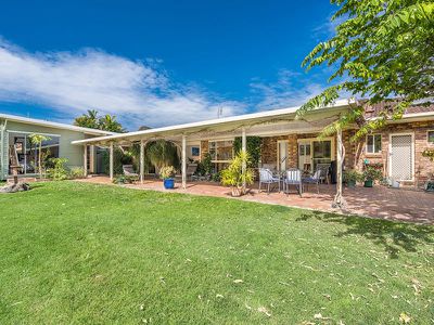 32 Narooma Drive, Ocean Shores