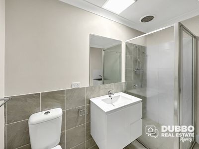 22A Hindmarsh Esplanade, Dubbo