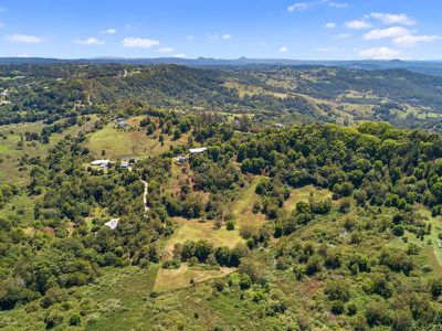 8 Main St, Montville