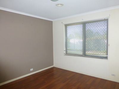32 Cuthbert Avenue, Truganina