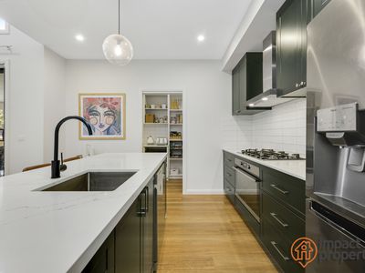 17 Alistair Knox Terrace, Taylor