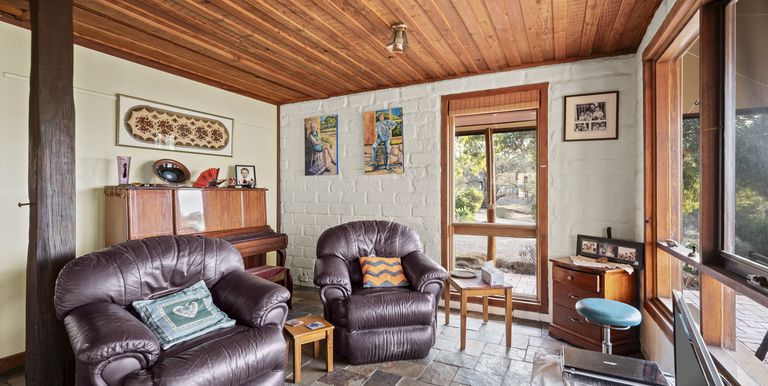 232 Gap Road , Longwood East