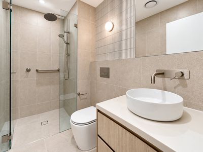 411 / 219-231 Botany Road, Waterloo