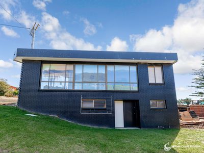 125 WAGONGA STREET, Narooma