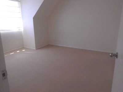 2 / 5 King Street, Ourimbah