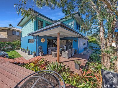 22 Mizen Place, Holland Park West