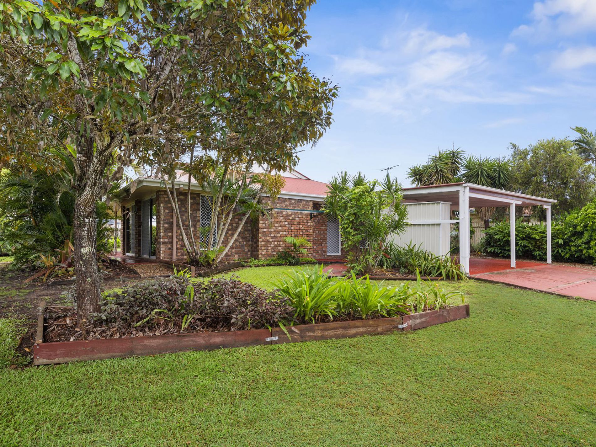 1 Cheviot Court, Caboolture South