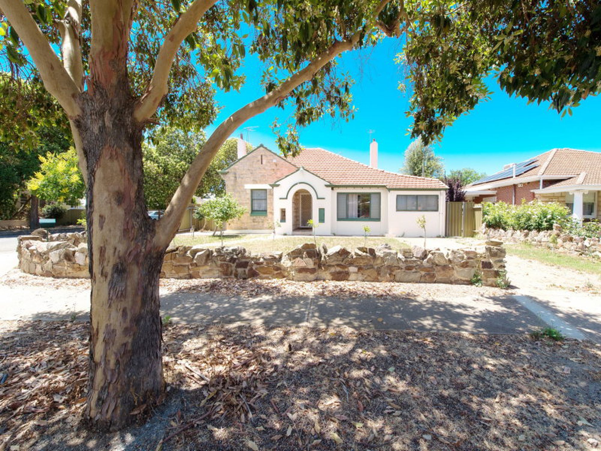 155 Sixth Avenue, Royston Park