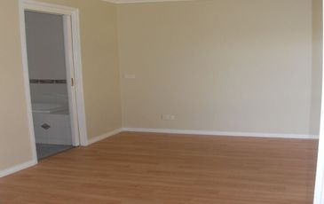 8 Garden Court, Berwick