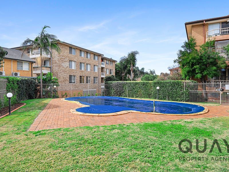 11 / 12 Frank Oliveri Drive, Chipping Norton