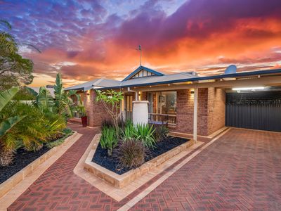 15 Borromei Mews, Somerville