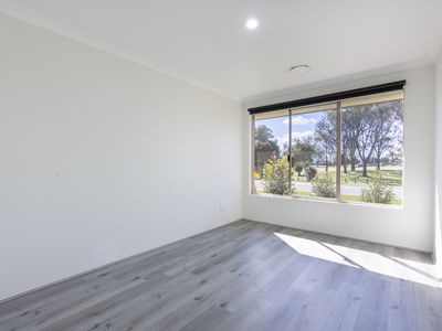 42 Achiever Avenue, Port Kennedy