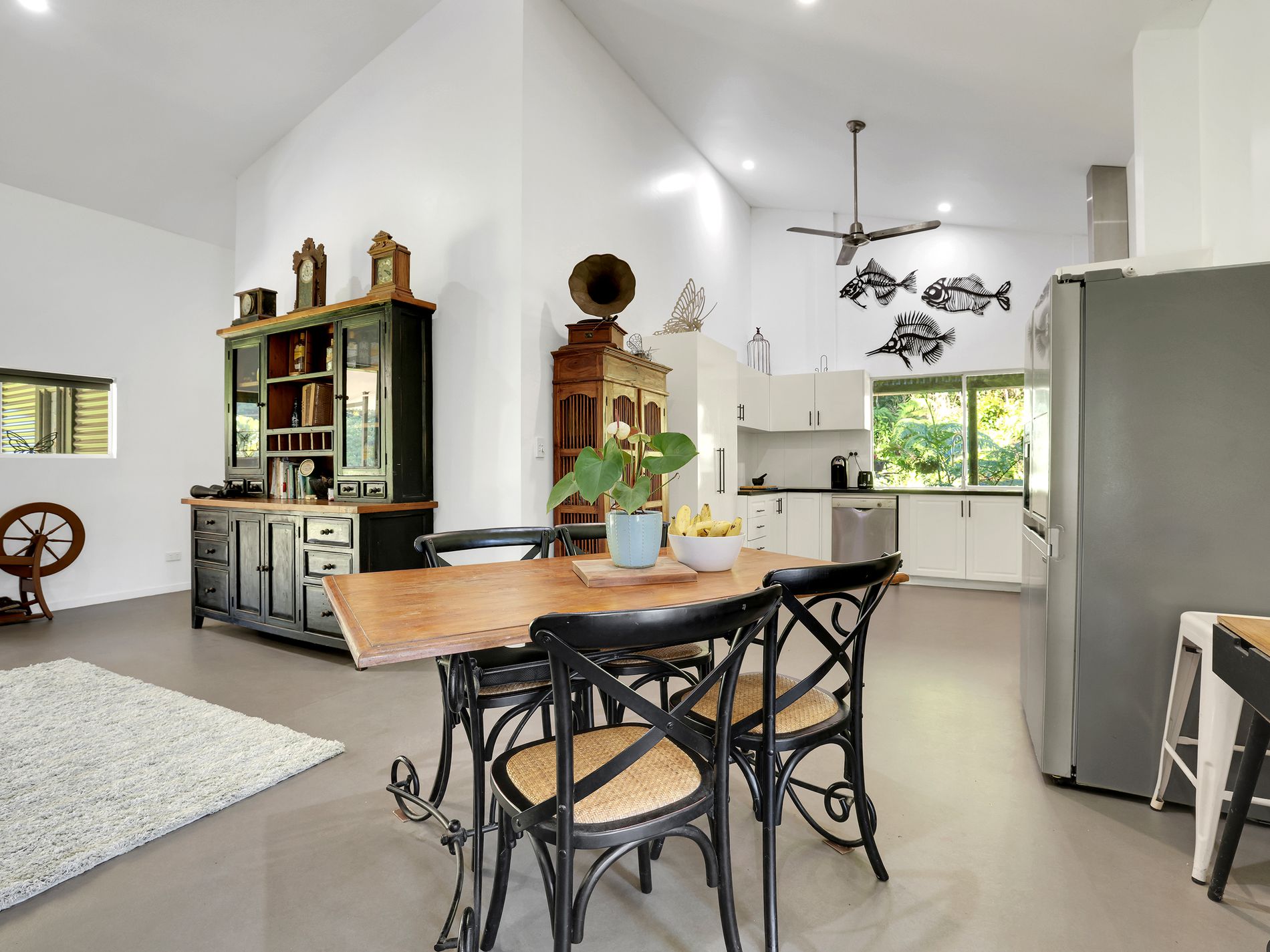 376 Kruckow Road, East Russell