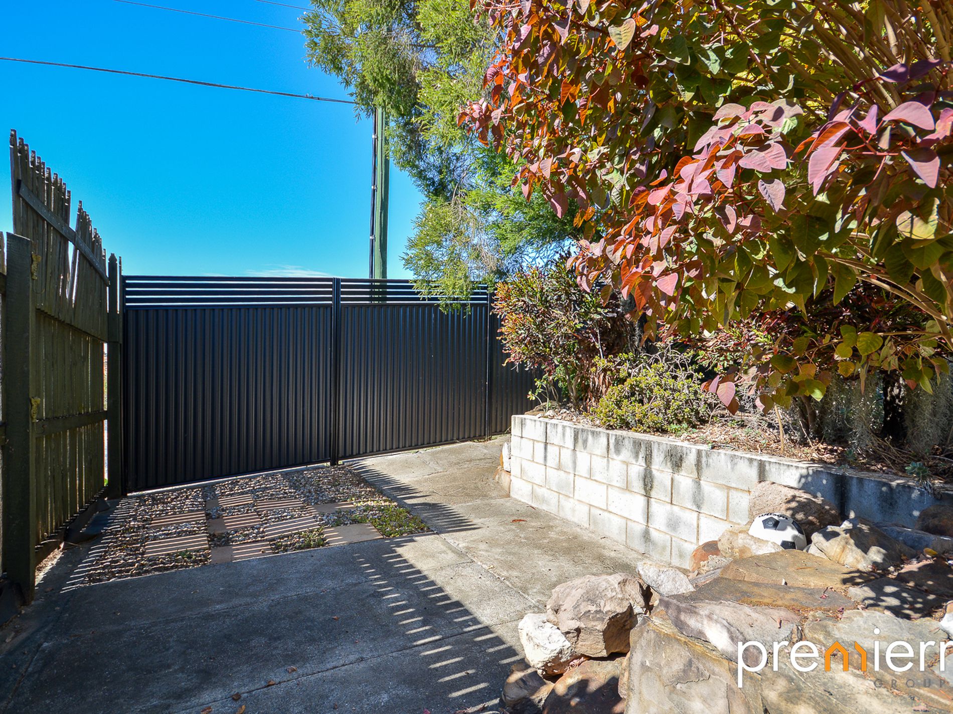 8 Dawson Court, Collingwood Park