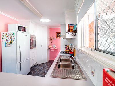 24 Lido Parade, Urangan