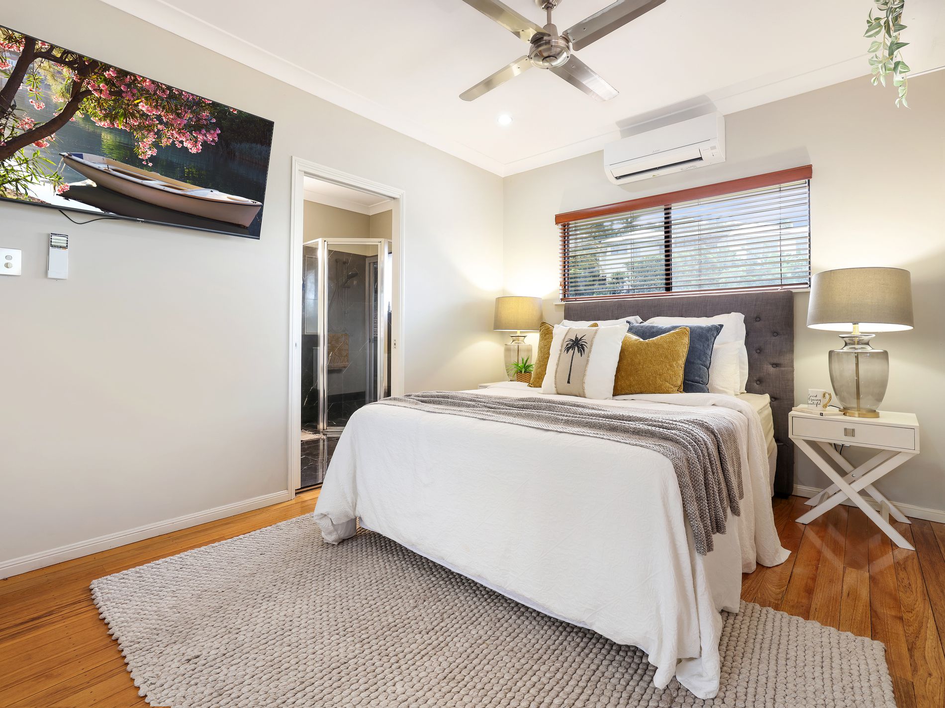 1 Torazzi Place , Mooroobool