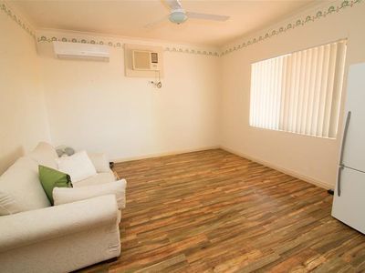 2 / 15 Kabbarli Loop, South Hedland