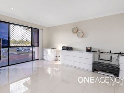 8 Armisfield Street, Doolandella