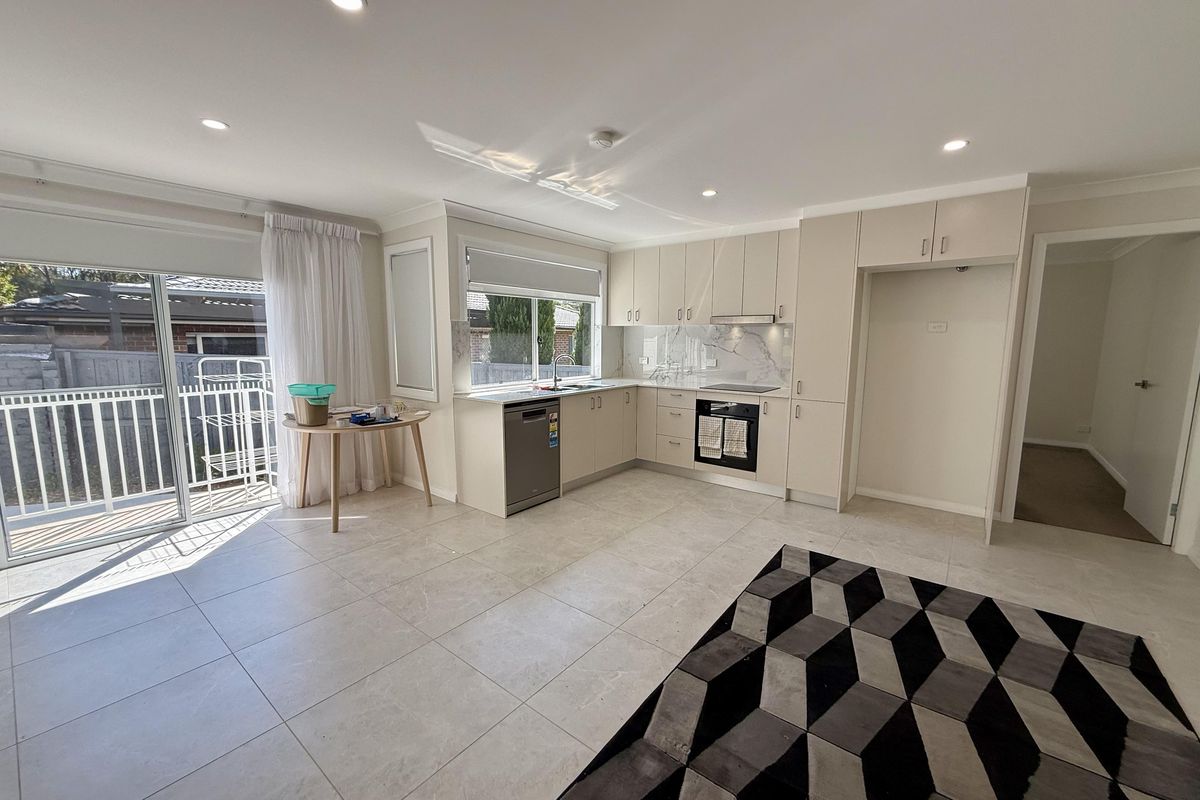 4A Lisa Crescent, Castle Hill