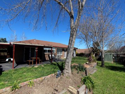 4 Crawford Crescent, Windradyne