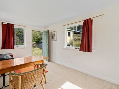 284 Llantwit Road, Woodbridge