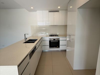 501 / 3 Grand Court, Fairy Meadow