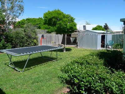5 Clover Court, Horsham