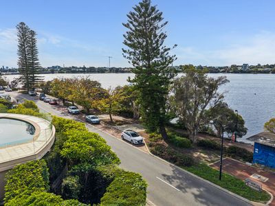 37A The Esplanade, Mount Pleasant
