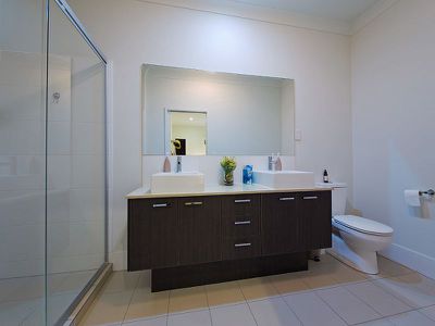 26 Esk Cr, Wakerley