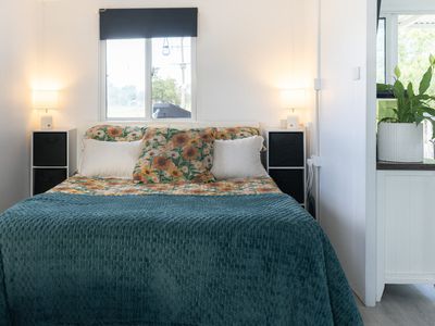 17938 Pacific Highway, Jones Island