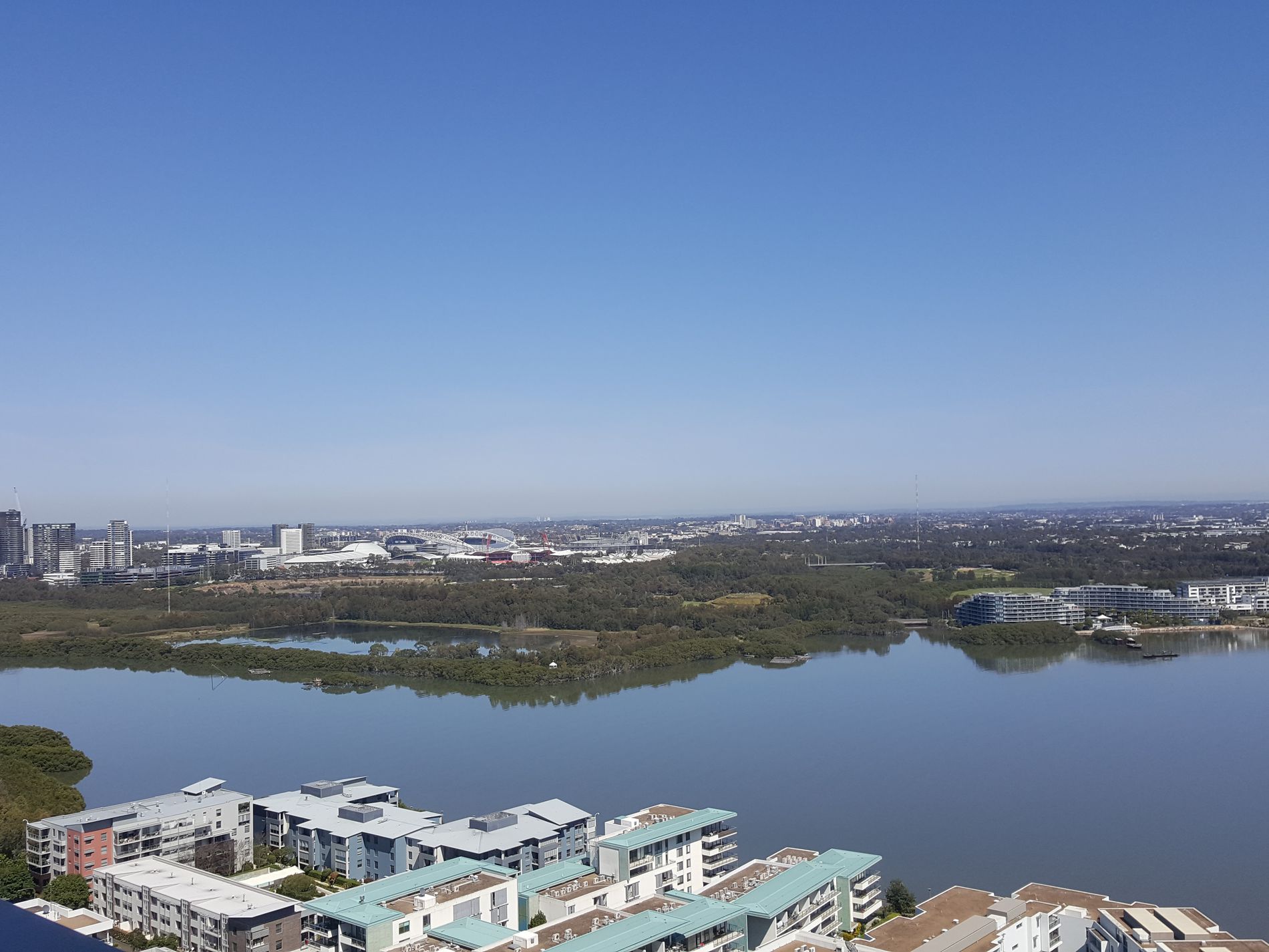 2406 / 7 Rider Boulevard, Rhodes