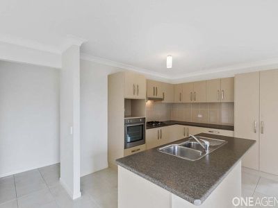 55 Magellan Circuit, Urraween