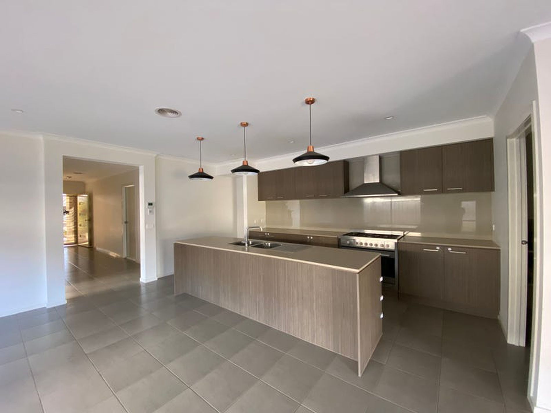 21 Cootamundra Drive, Armstrong Creek