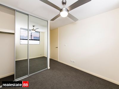 9 / 33 Windsor Street, Perth