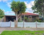 8 Snowy Court, Werribee