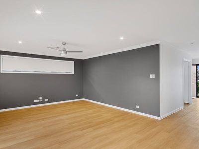 30 Higgs Circuit, Wynnum West