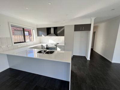 7 Motion Drive, Mount Duneed