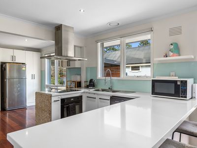 10 Hotham Avenue, Mount Macedon