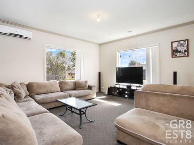 1 / 42 Kirkwood Crescent, Hampton Park