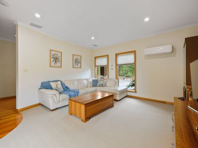 5 Penny Lane, West Launceston