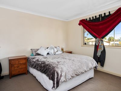 131 Bourke Street, Piccadilly