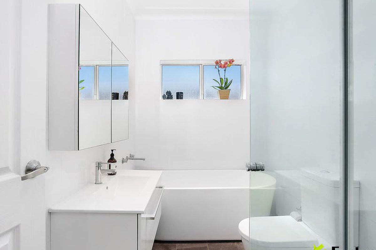 372 Livingstone Road, Marrickville