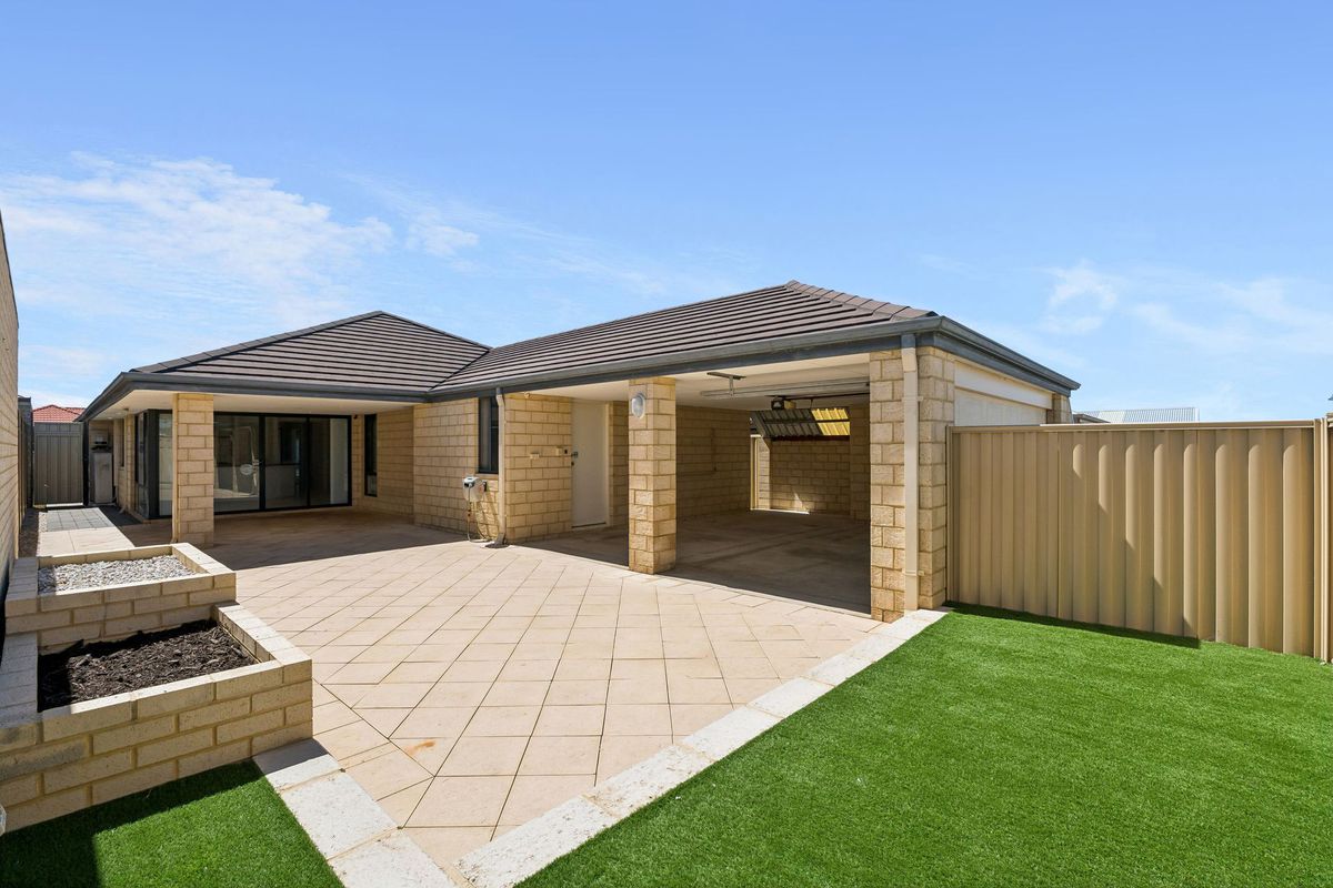 15 Panama Road, Butler