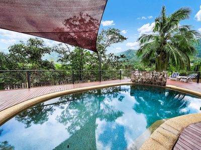 25 Timberlea Drive, Bentley Park