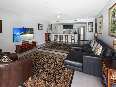 9 / 131-135 Bradman Avenue, Maroochydore