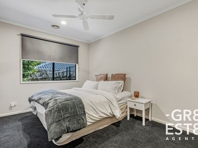 6 Mercy Court, Narre Warren South