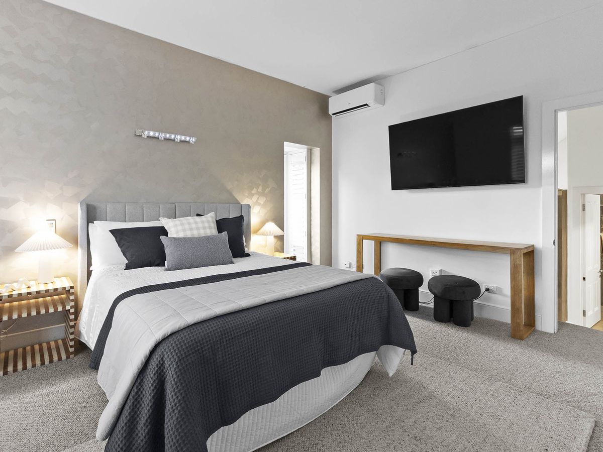 56 Henry Lawson Walk, East Perth